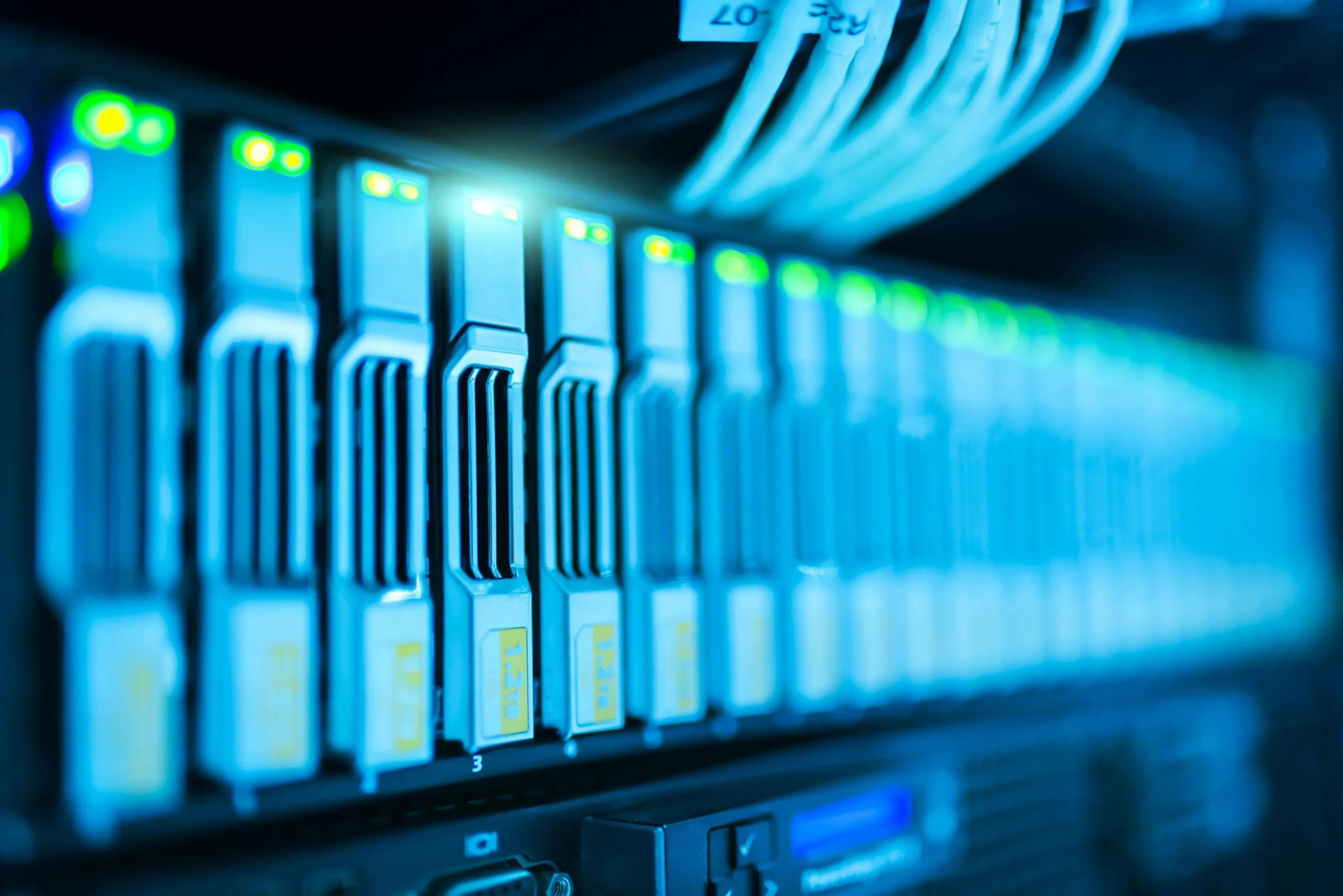 Integrating PDUs and UPSs for Comprehensive Power Protection