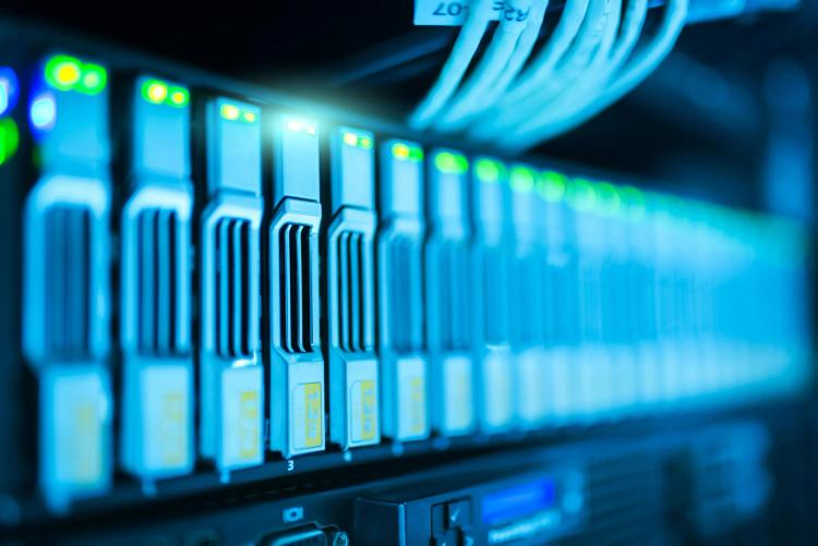Integrating PDUs and UPSs for Comprehensive Power Protection